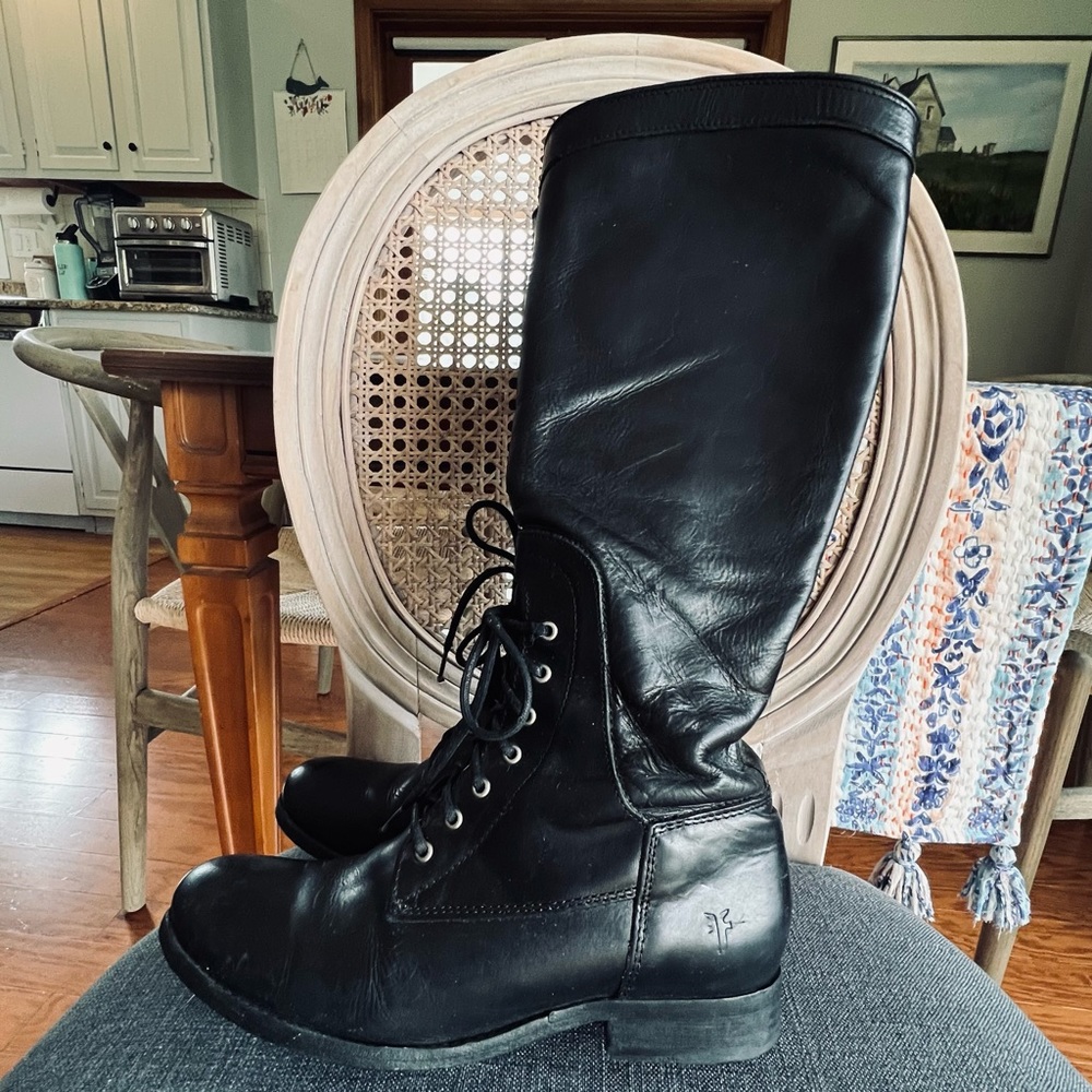 🐴 Frye Lace Up Equestrian Boots